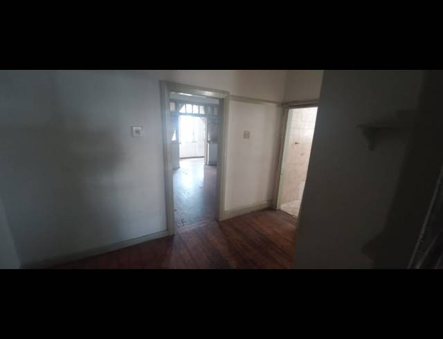 1.5 BEDROOM FLAT FOR SALE IN GLENWOOD